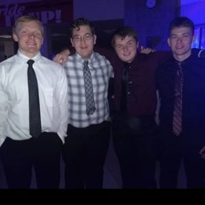 Meet your Posher, Cameron